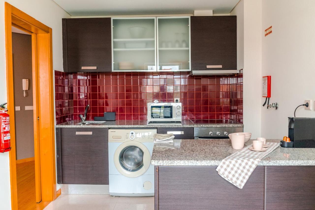 Sunny Studio In The Heart Of Lapa - 5Min Walk To Metro! Porto Eksteriør billede